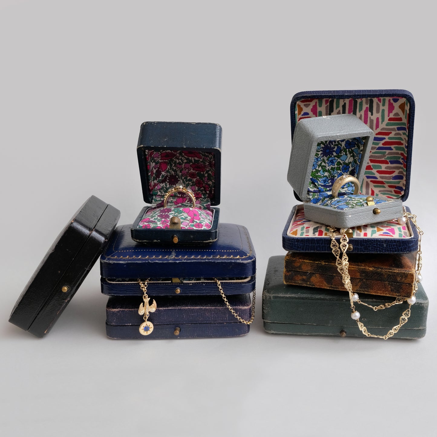 antique box.3
