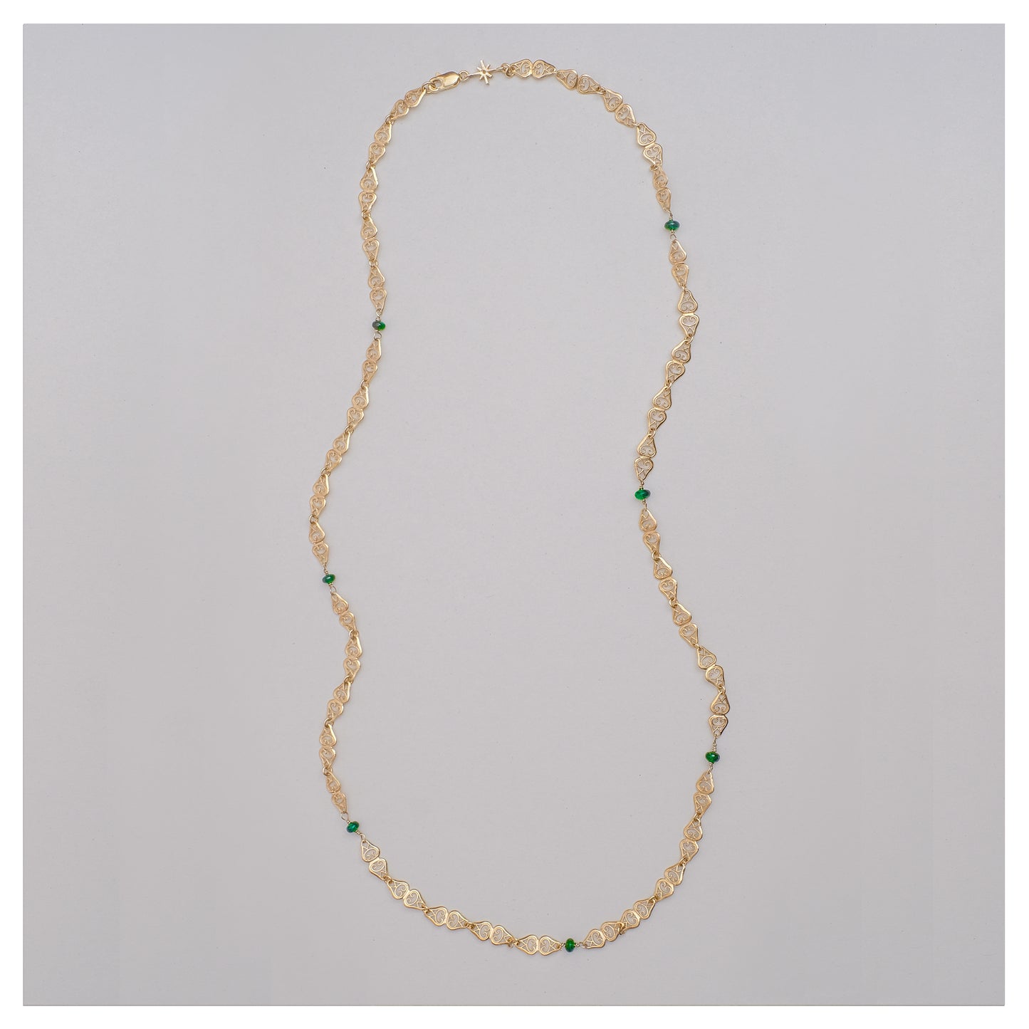 emerald filigree necklace